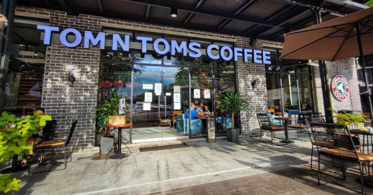 Tom N Toms Coffee - Clark