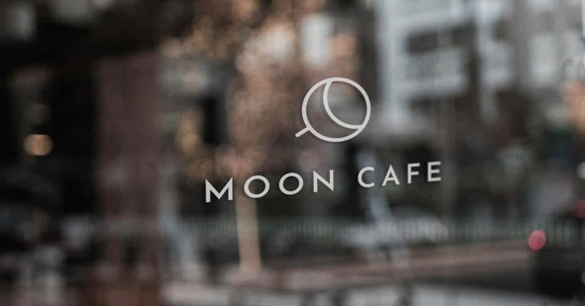Moon Cafe